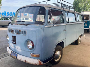 Old Bulli Berlin - Bulli-Handel - Bulli-Verkauf - VW T2a Deluxe
