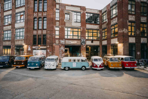 Shuttle Berlin Bulli Oldtimer Bus Transport Taxi VW (4)