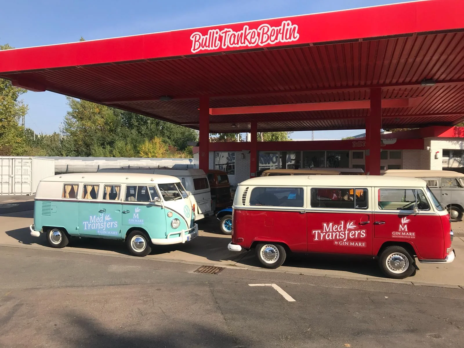 Old Bulli Berlin - Bulli Shuttlefahrt - Shuttleservice Berlin - Mit Vintage Flair durch Berlin